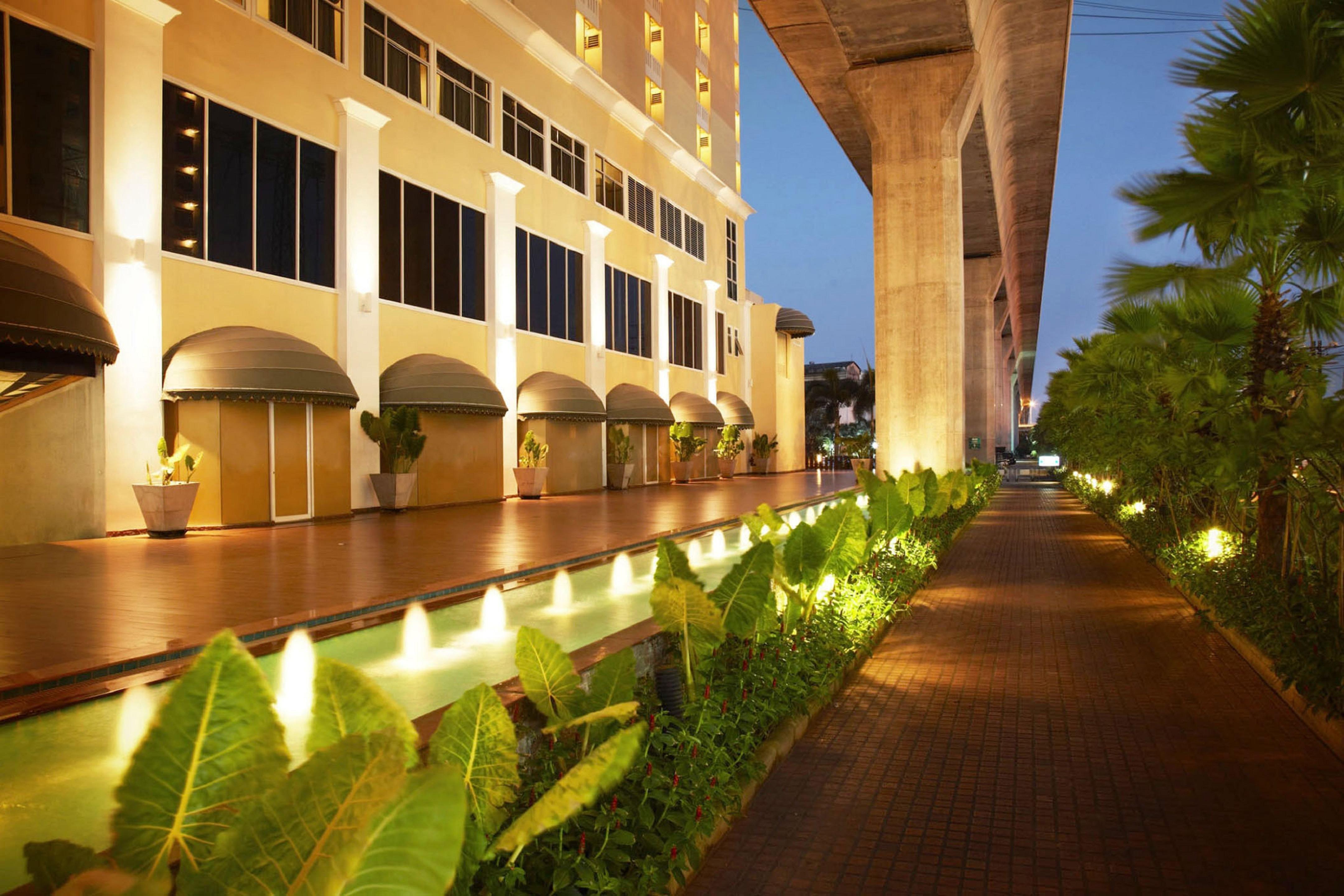 Nasa Bangkok - Sha Plus Certified Exterior photo